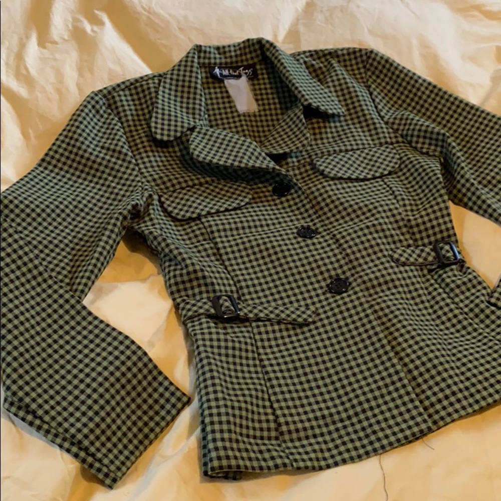 90’s does 40’s checked blazer